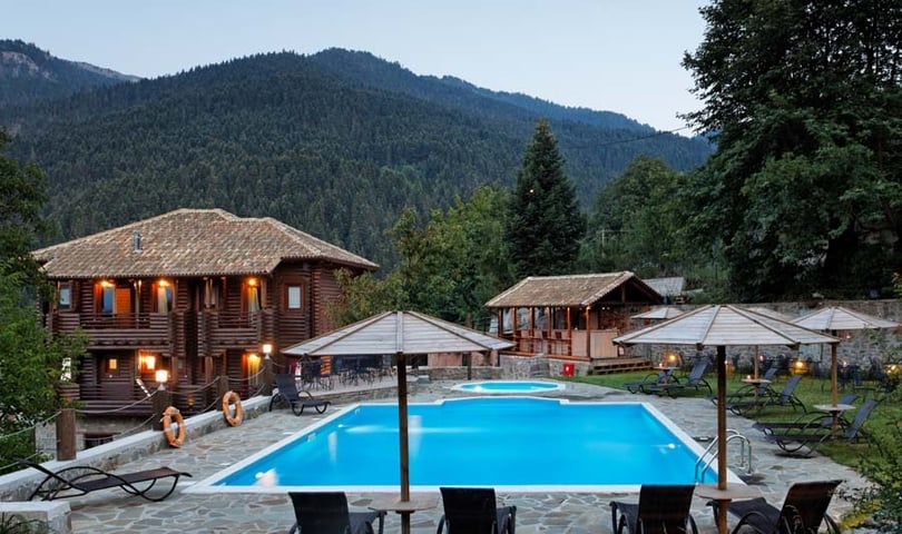 Yliessa Chalet - Δομνίστα, Καρπενήσι