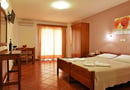 Iolkos Hotel Apartments Chania