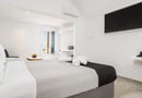 5* Amaze Suites, Ημεροβίγλι, Σαντορίνη