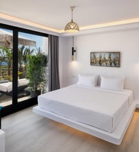 Palm Island Suites - Ημεροβίγλι, Σαντορίνη