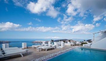 Above Blue Suites - Ημεροβίγλι, Σαντορίνη