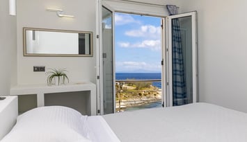 Alexandra Hotel - Μέγας Γιαλός, Σύρος