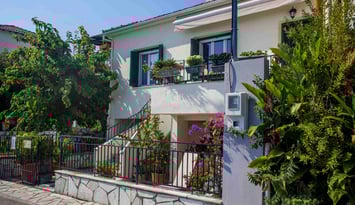 Avgi by the sea by Pelion Esties - Καλά Νερά, Πήλιο