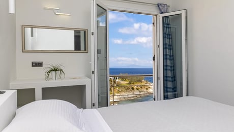 Alexandra Hotel - Μέγας Γιαλός, Σύρος