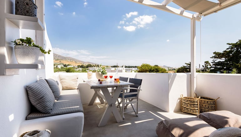 Blue Waves Suites & Apartments Paros