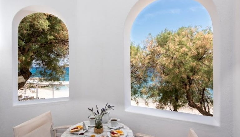 Blue Waves Suites & Apartments Paros