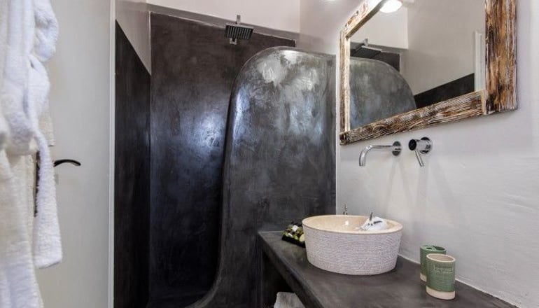 Blue Waves Suites & Apartments Paros