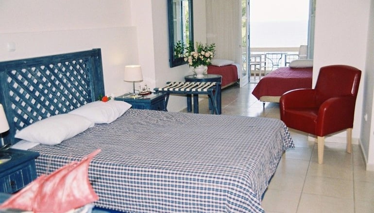 4* Alonissos Beach Bungalows & Suites Hotel - Αλόννησος