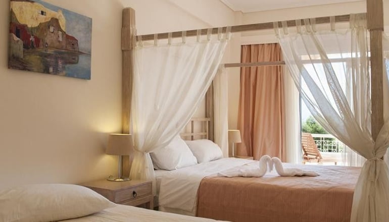 4* Alonissos Beach Bungalows & Suites Hotel - Αλόννησος