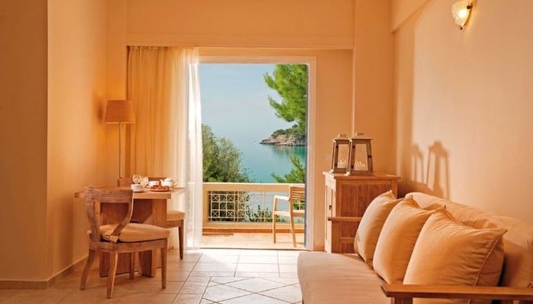 4* Alonissos Beach Bungalows & Suites Hotel - Αλόννησος