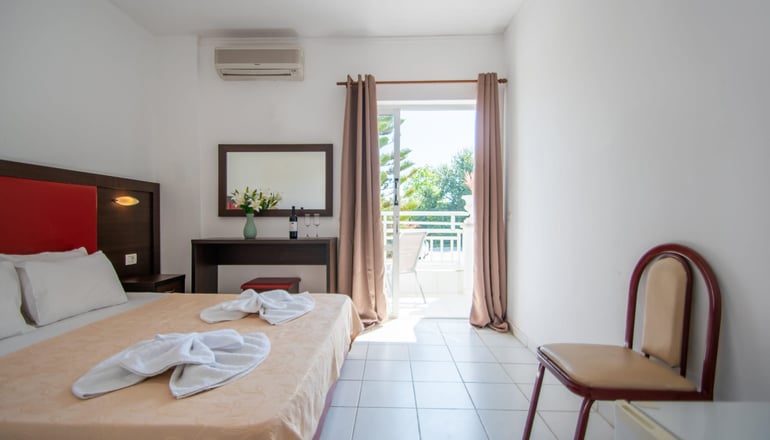 Ikaros Hotel - Λαγανάς, Ζάκυνθος