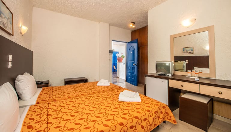 Elena Hotel - Σύβοτα