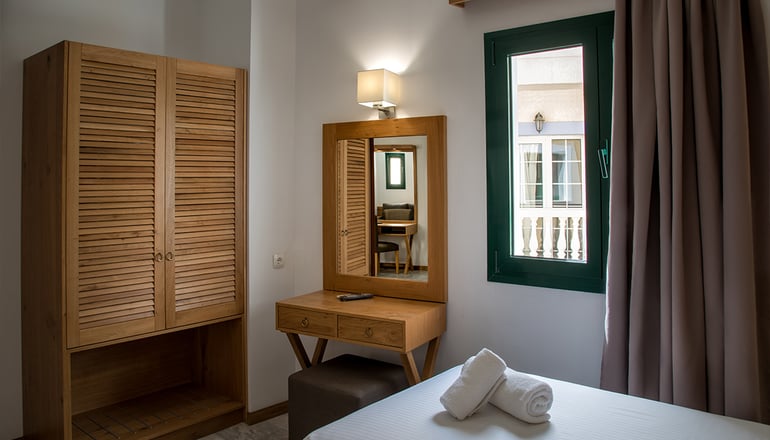 4* Elmi Suites Beach Hotel - Χερσόνησος, Κρήτη