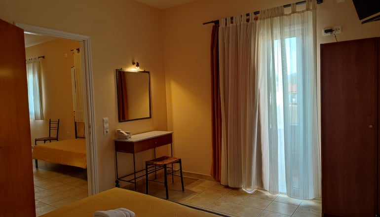 Elanthi Village Hotel