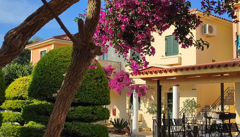 Elanthi Village Hotel