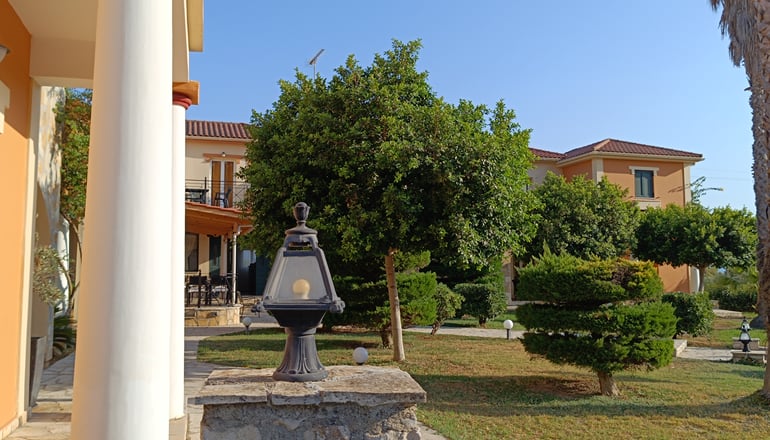 Elanthi Village Hotel