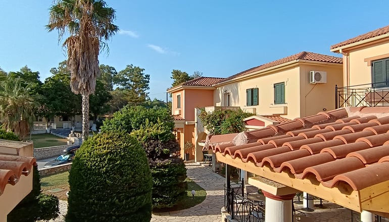 Elanthi Village Hotel