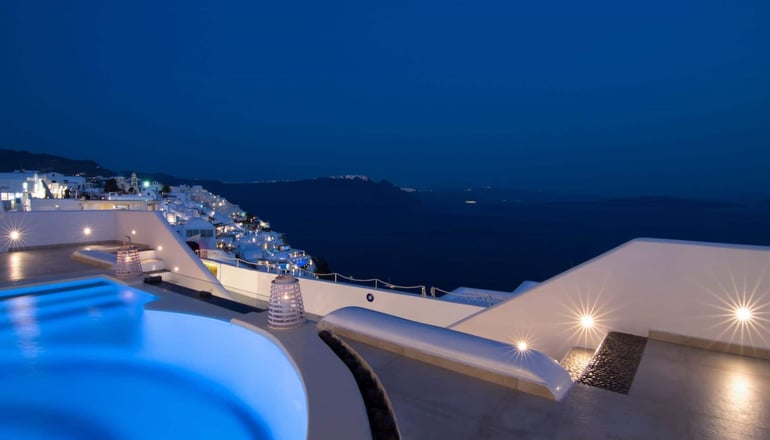 4* Santorini Secret Premium