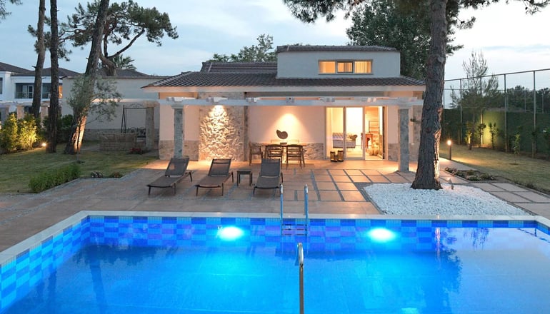 5* Alexandra Elegance