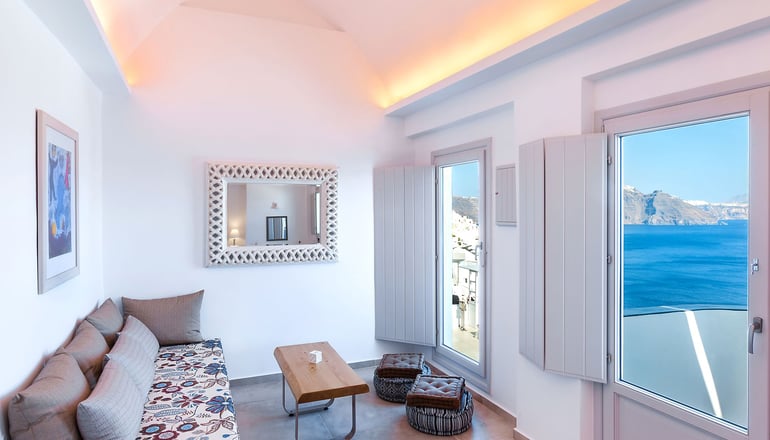 4* Santorini Secret Premium