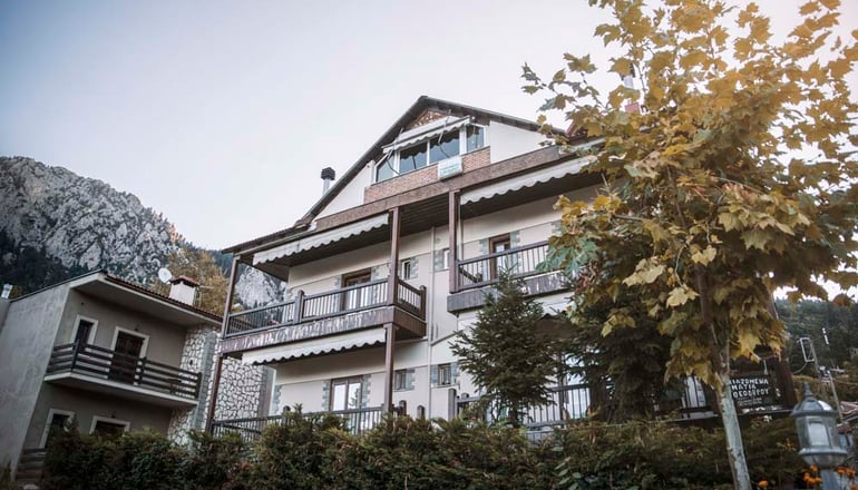 Ξενώνας Θεοδώρου