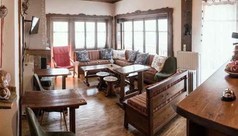 Ξενώνας Θεοδώρου