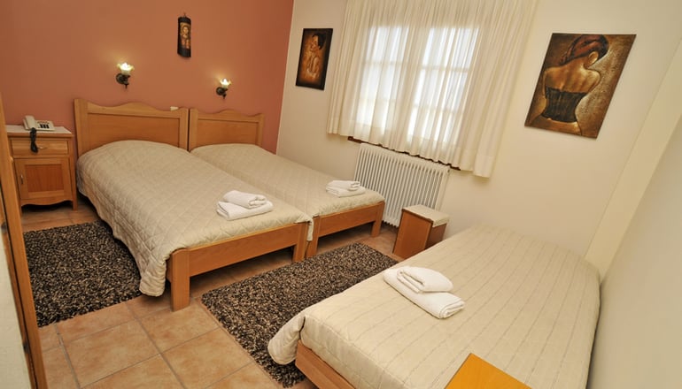 Ξενώνας Γόργιανη - Σπερχειάδα, Φθιώτιδα