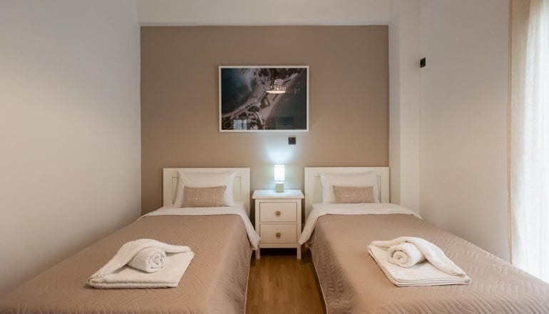 Blue Ark Loving - Αθήνα