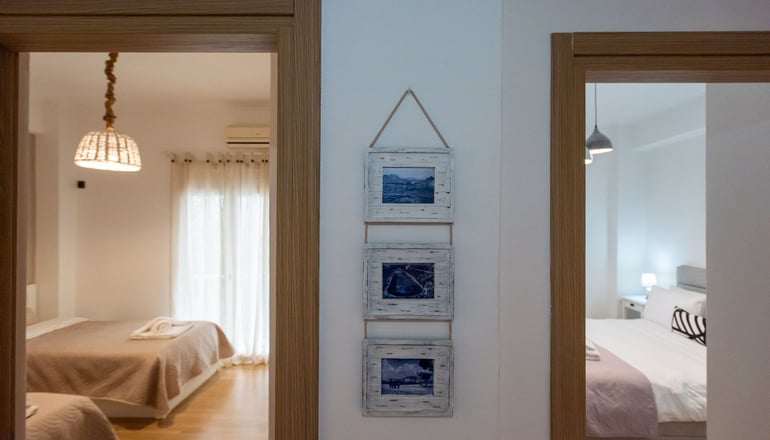 Blue Ark Loving - Αθήνα