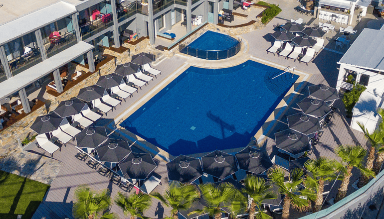 Dionysos Hotel & Suites