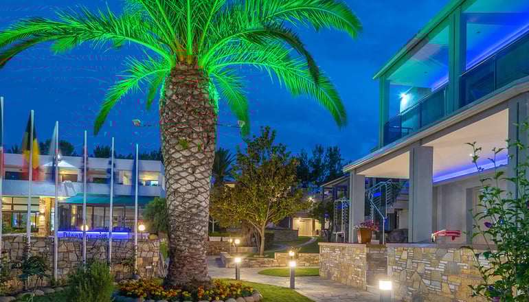 Dionysos Hotel & Suites