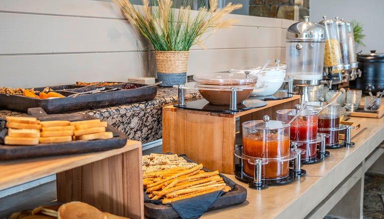 Dionysos Hotel & Suites