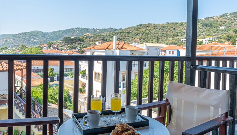 Dionyssos Hotel - Σκόπελος