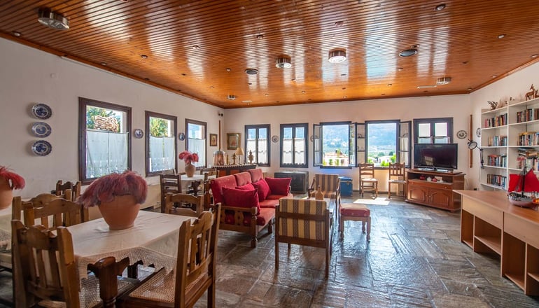 Dionyssos Hotel - Σκόπελος