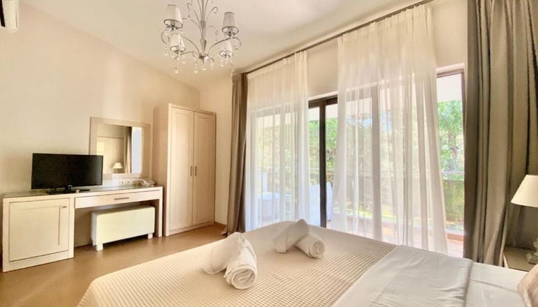 5* Greek Pride Cronwell Rahoni - Νέα Σκιώνη, Χαλκιδική