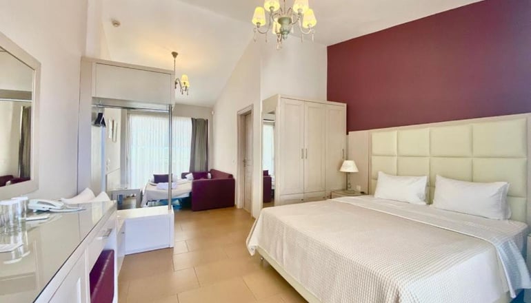 5* Greek Pride Cronwell Rahoni - Νέα Σκιώνη, Χαλκιδική