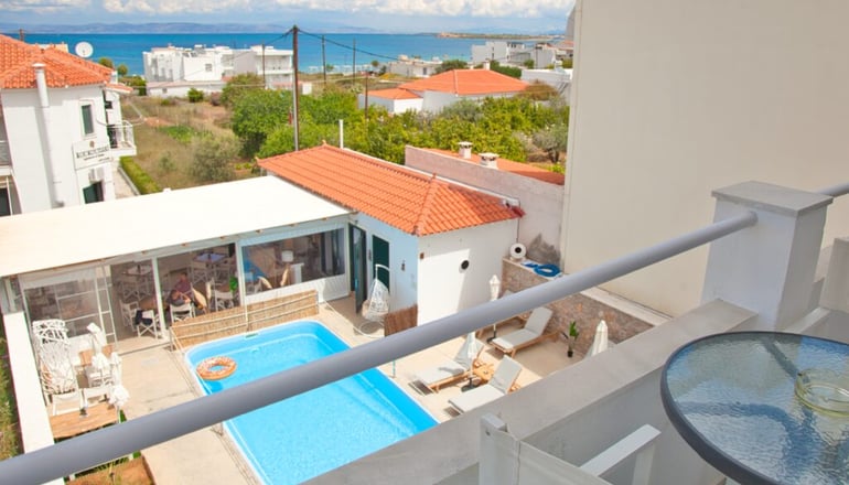 Koukounari 3 Agistri - Σκάλα, Αγκίστρι