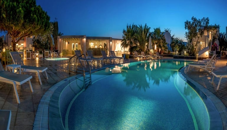 4* Marillia Village Santorini