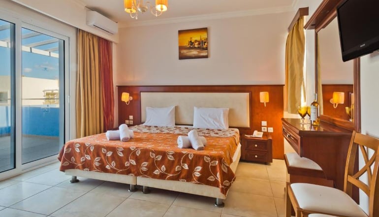 4* Royal Beach Hotel - Αρκάσα, Κάρπαθος