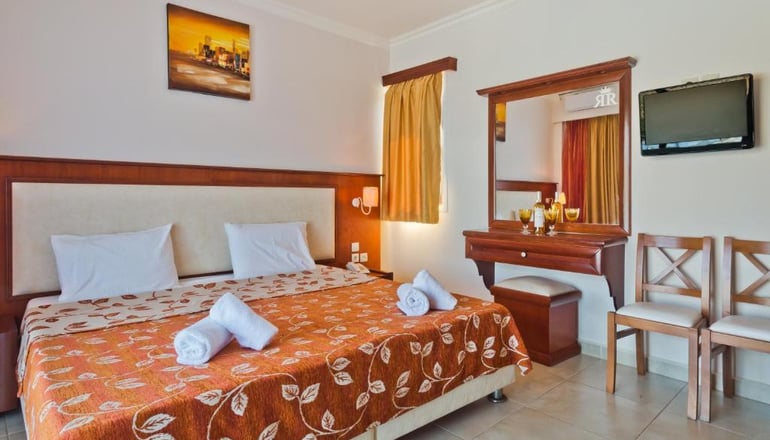 4* Royal Beach Hotel - Αρκάσα, Κάρπαθος