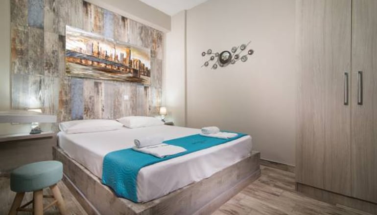 Simon King - Βουρβουρού, Χαλκιδική