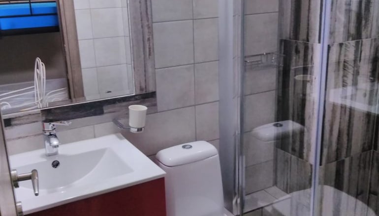 Simon King - Βουρβουρού, Χαλκιδική