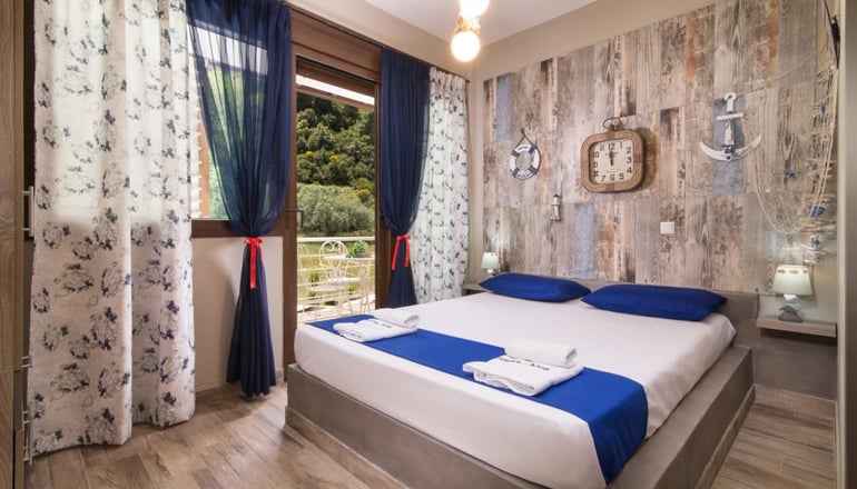 Simon King - Βουρβουρού, Χαλκιδική