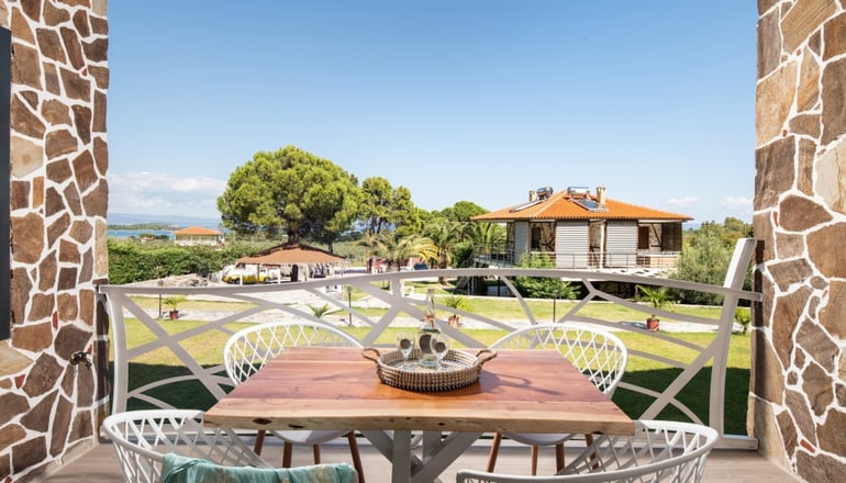 Simon King - Βουρβουρού, Χαλκιδική