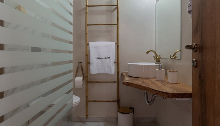 Simon King - Βουρβουρού, Χαλκιδική