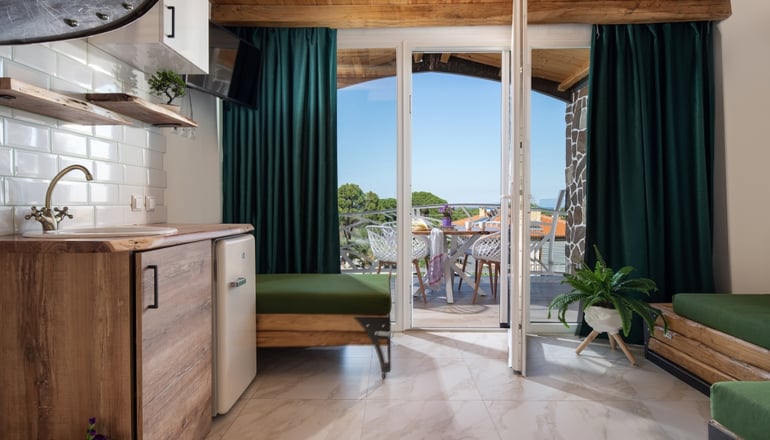 Simon King - Βουρβουρού, Χαλκιδική