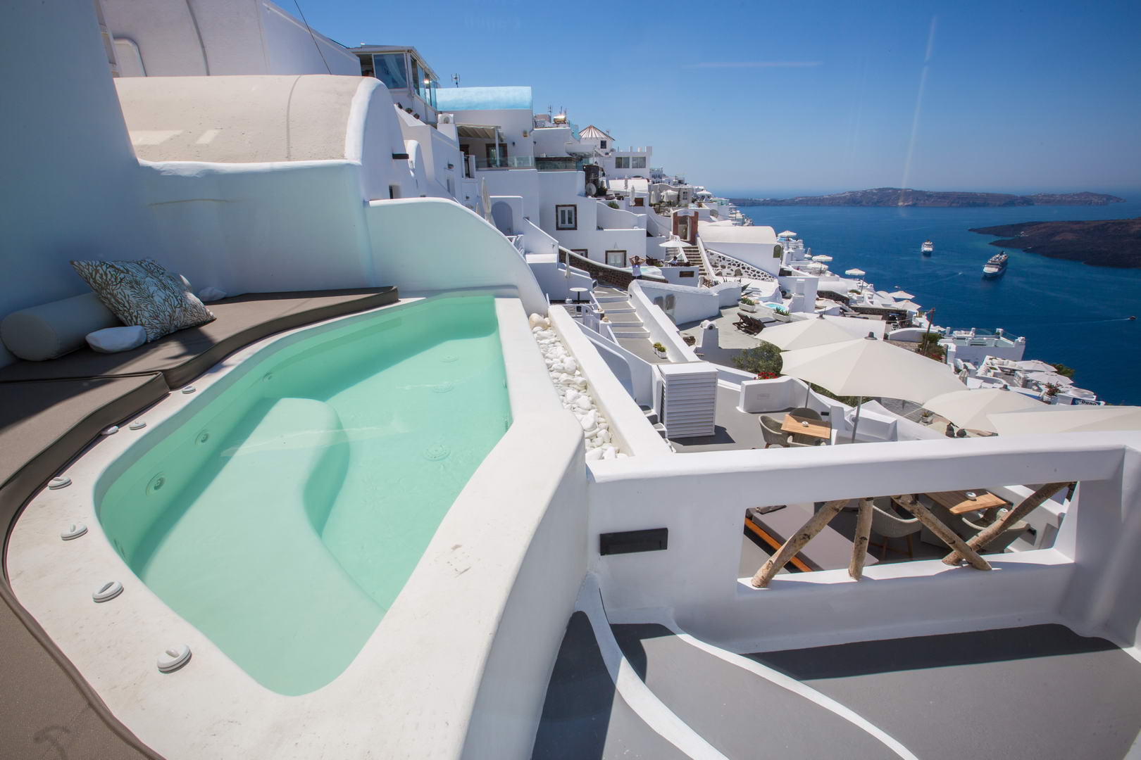 Chic Hotel Santorini - Σαντορίνη από 578€/νύχτα - Πρωινό