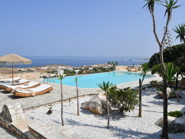 Mythic Exclusive Retreat Paros